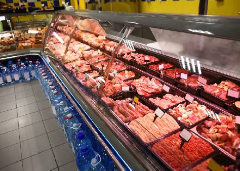 Grocery store meat display case for commercial HVAC emergency services